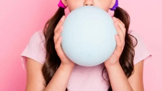 Una niña de 7 años falleció asfixiada con un globo mientras jugaba en su casa en Tucumán