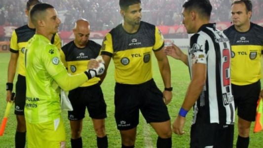 Ya está el árbitro para Colón - Almirante Brown de este domingo