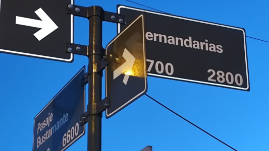 El Municipio colocó más de 30 carteles nomencladores en las esquinas de la ciudad