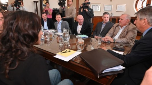 El gobierno provincial recibirá a los gremios la próxima semana