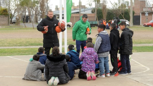 Deportes y Recreación en tu Barrio: más de 2000 estudiantes ya disfrutaron del programa
