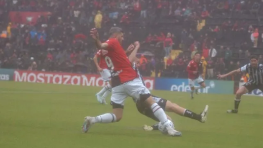 Colón perdió de local y sigue lejos del Torneo Reducido