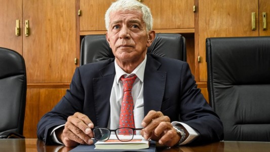 Denuncian a Cúneo Libarona por “violación de deberes de funcionario público” y “cohecho”