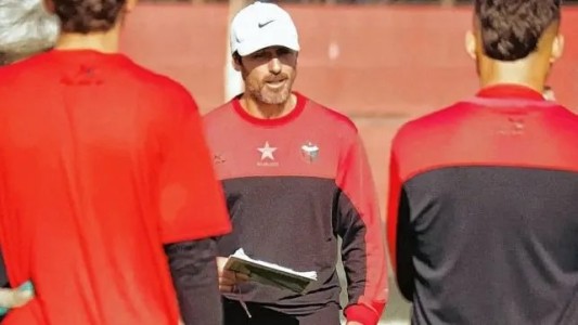 Colón se prepara para visitar a Gimnasia de Jujuy con cuatro cambios