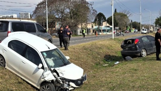 Fuerte accidente en la zona de barrio Altos del Sauce