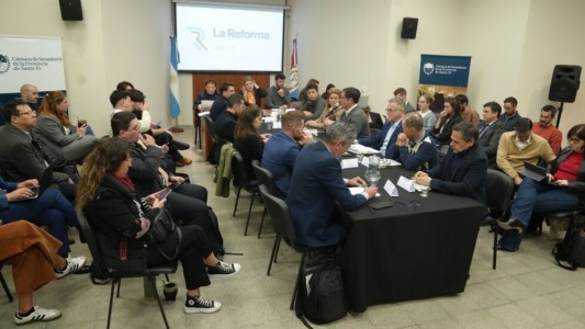 Convención Reformadora: la comisión de Régimen Municipal se reunió en la ciudad de Rosario