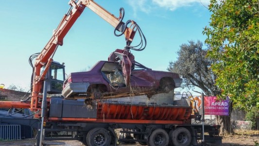 Vehículos en depositos policiales: la Provincia compacta más de 1500 unidades