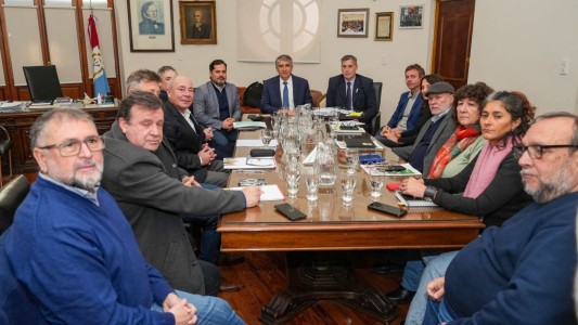 Martes de paritarias en la provincia: se espera la oferta salarial del Gobierno