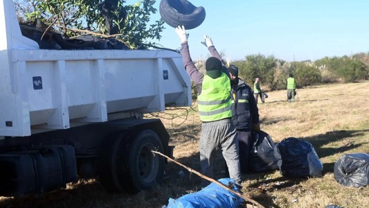 Santa Fe recolectó casi 64 mil kilos de basura en la Circunvalación Oeste