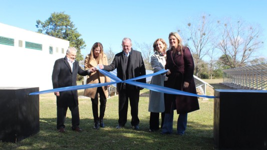 Provincia y Conicet inauguraron dos generadores fotovoltaicos en Santa Fe
