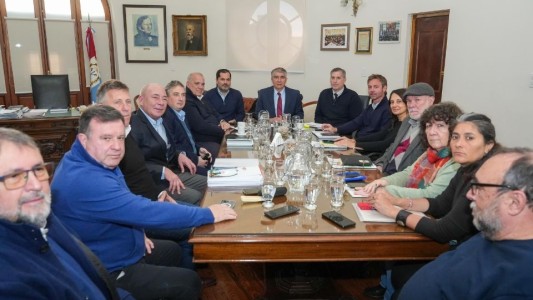 Paritaria estatal: el gobierno ofreció un 7% semestral