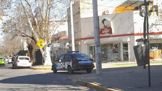 Un hombre se descompensó y falleció en la vía pública