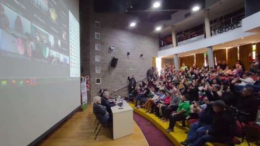 ATE aceptó la propuesta salarial en disconformidad y se cierra la paritaria estatal