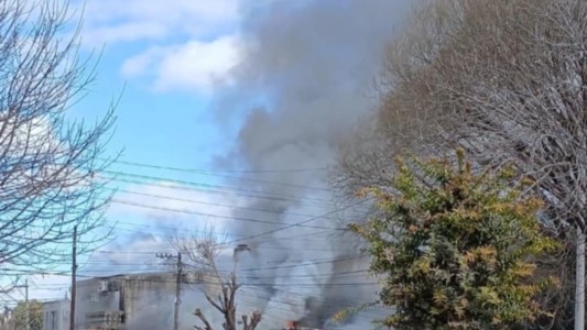 Se incendió una casa en barrio Yapeyú y las pérdidas son totales