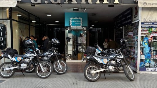 Asaltaron un comercio en la peatonal en pleno mediodía de domingo