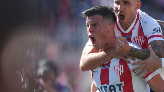 Unión no pudo con Huracán y debió conformarse con el empate