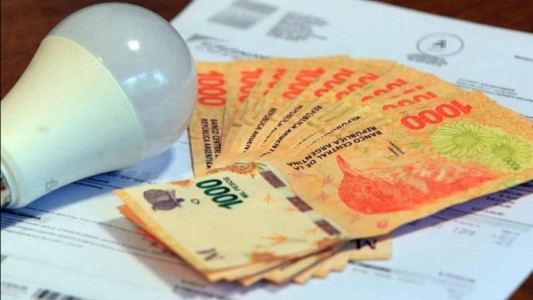 Dudas sobre los índices del Indec: por qué no alcanza la plata si la inflación bajó