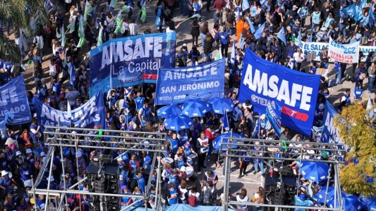 AMSAFE se moviliza a la Caja de Jubilaciones de la provincia