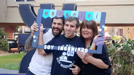 Un hecho histórico en la UTN Santa Fe: se recibió el primer ingeniero ciego