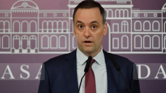 Adorni: “El 85% de lo recaudado por el Estado Argentino va a estar destinado al capital humano”