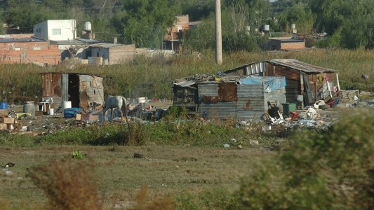 Bajó la pobreza en el Gran Santa Fe, pero sigue por encima del promedio nacional