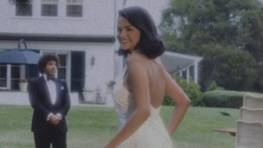 Selena Gomez y Benny Blanco se casaron en una íntima ceremonia al aire libre