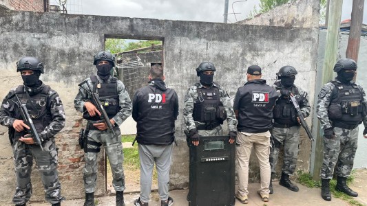 Una mujer y un hombre detenidos por robo calificado