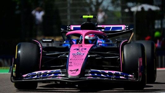 Verstappen ganó una accidentada carrera sprint en Estados Unidos y le mete presión a Piastri y Norris