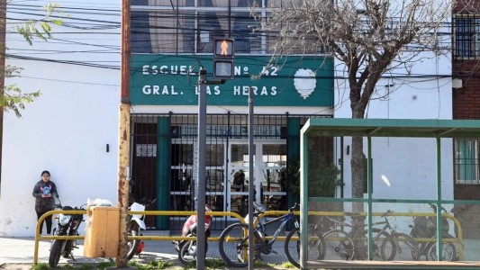 Insólito robo en una escuela del norte de la ciudad: se llevaron una bomba centrífuga