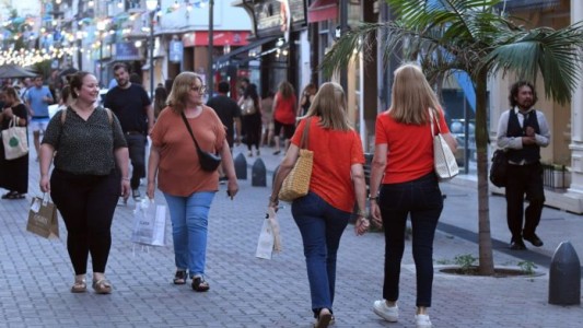 Las ventas no repuntan: el Día de la Madre arrojó caída en el comercio santafesino