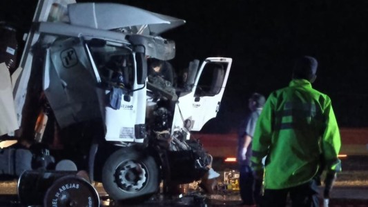 Rescataron a un camionero en la Autopista Santa Fe - Rosario