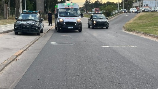 Un agente policial chocó esta mañana en la Ruta Provincial 1