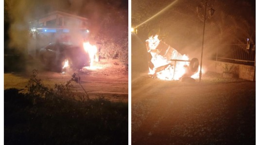 Incendiaron dos vehículos en barrio Villa California