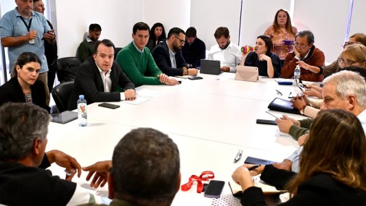 Diputados de la provincia se reunieron con trabajadores de algodonera Avellaneda