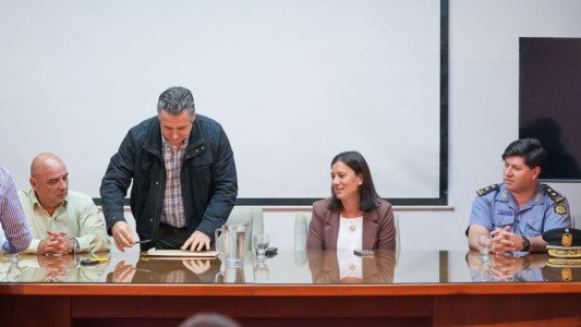 Siete empresas ofertaron para dotar de indumentaria deportiva a los cadetes del Isep