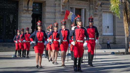 Reconocieron al cuerpo de Dragones de la Independencia por los 40 años de su creación