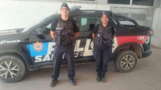 Efectivos de la policía le salvaron la vida a un bebe con maniobras de RCP