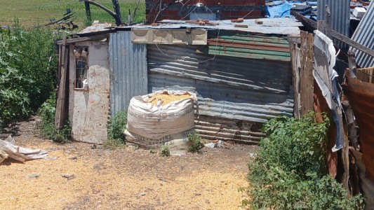 Detuvieron en Santa Rosa de Lima a un hombre por robar carga de un tren