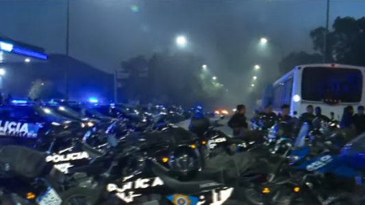 Rosario: Gobierno insiste con el diálogo pero se agrava la protesta policial