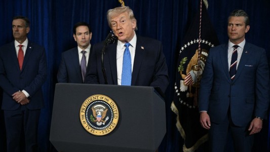Trump: "Vamos a Venezuela el país hasta lograr una transición"