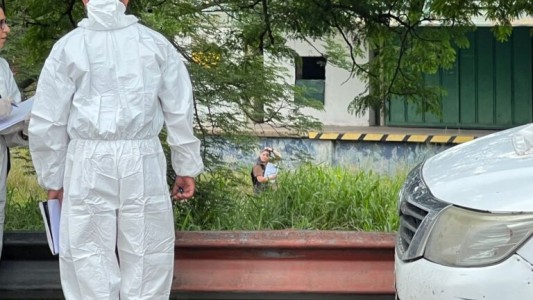 Hallaron el cuerpo de un hombre en un descampado frente a la cancha de Colón