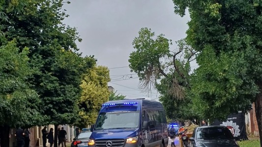 Crimen en barrio Alfonso: sólo queda una persona detenida, familiar del fallecido