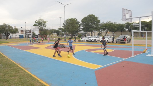 La municipalidad puso en valor la plaza Isabel la Católica de barrio Schneider