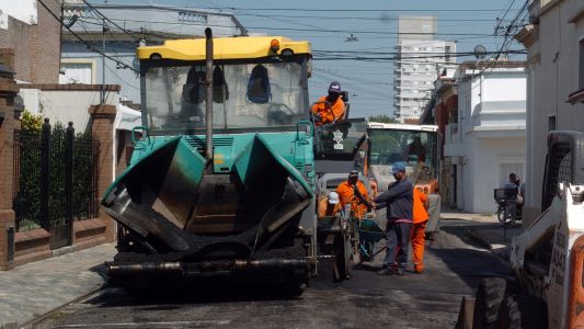 Poletti recorrió los avances del plan de bacheo en la zona sur de la ciudad