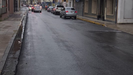 Culminaron los trabajos de bacheo asfáltico en calle Irigoyen Freyre