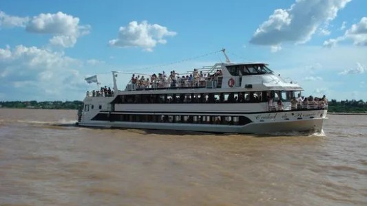 Poletti y Romero impulsan un proyecto de transporte fluvial para unir Santa Fe y Paraná