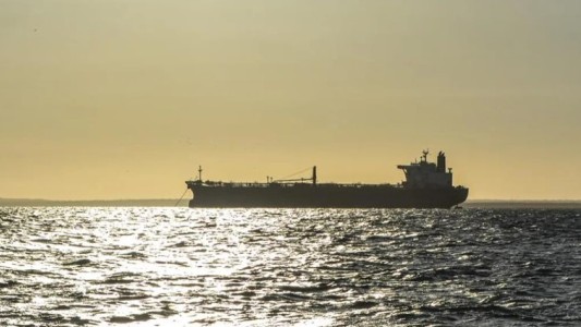 Máxima tensión en el Atlántico: Estados Unidos capturó un petrolero ruso vinculado a Venezuela