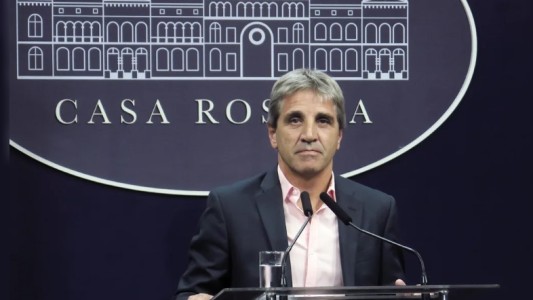 Caputo defendió el préstamo por US$3.000 millones: “Kukitas queridos, ya no psicopatean a nadie"