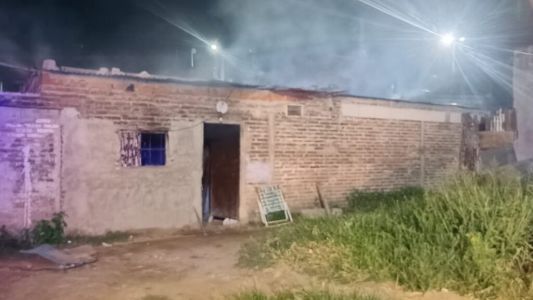 Una mujer le incendió la casa a su abuela en la ciudad de Santa Fe