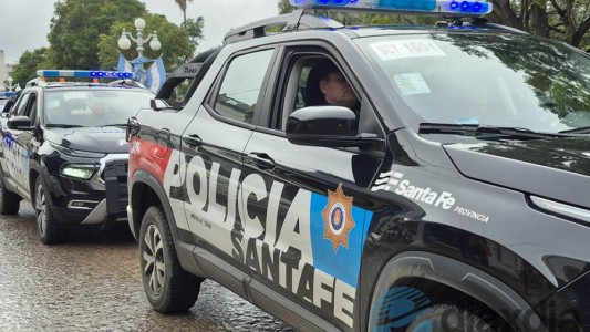 Conmoción en Esperanza: mataron a una mujer y su ex pareja murió tras chocar contra un camión